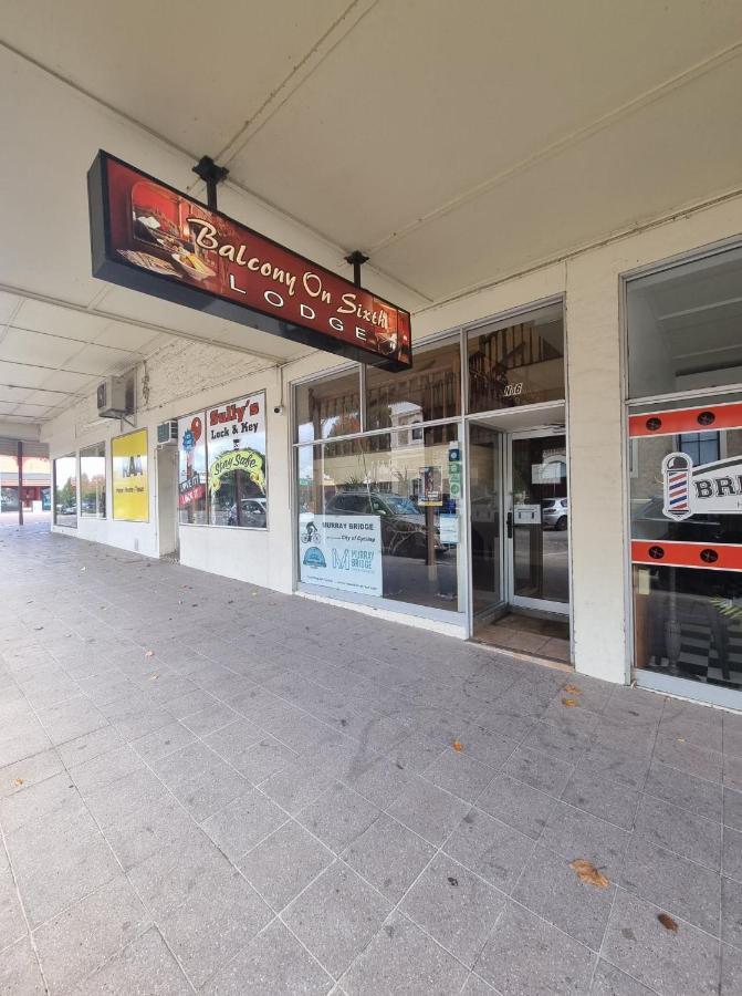Balcony On Sixth Lodge Murray Bridge Exterior foto